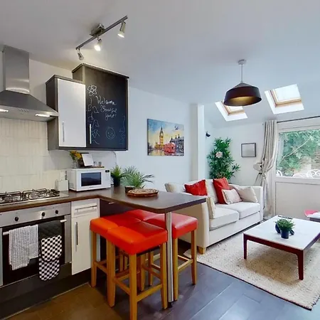 Ferienwohnung Cosy London Sw12, Garden Flat